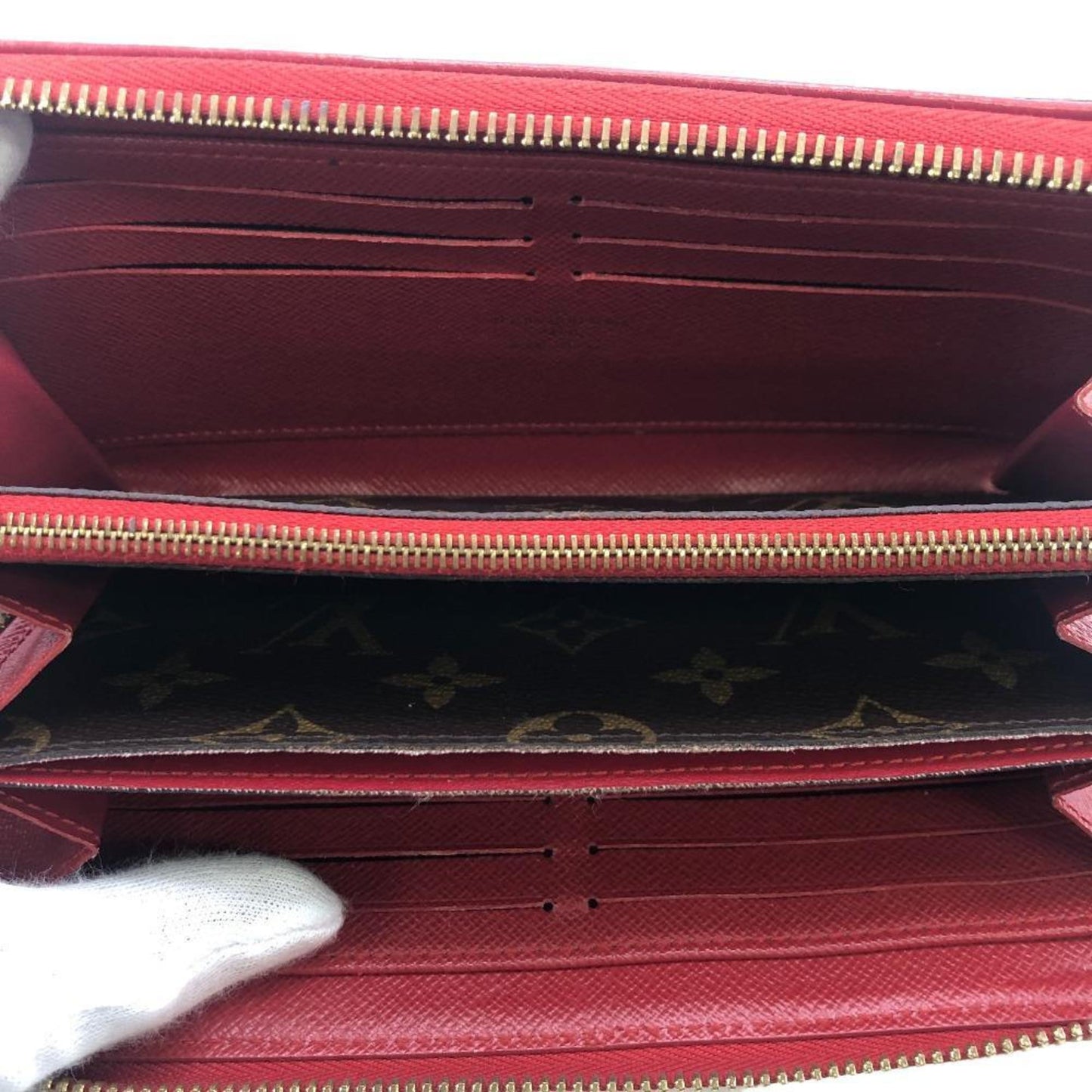 Louis Vuitton Retiro Wallet