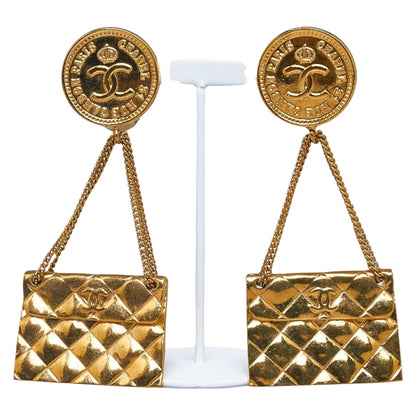 Chanel Matelassé Earring