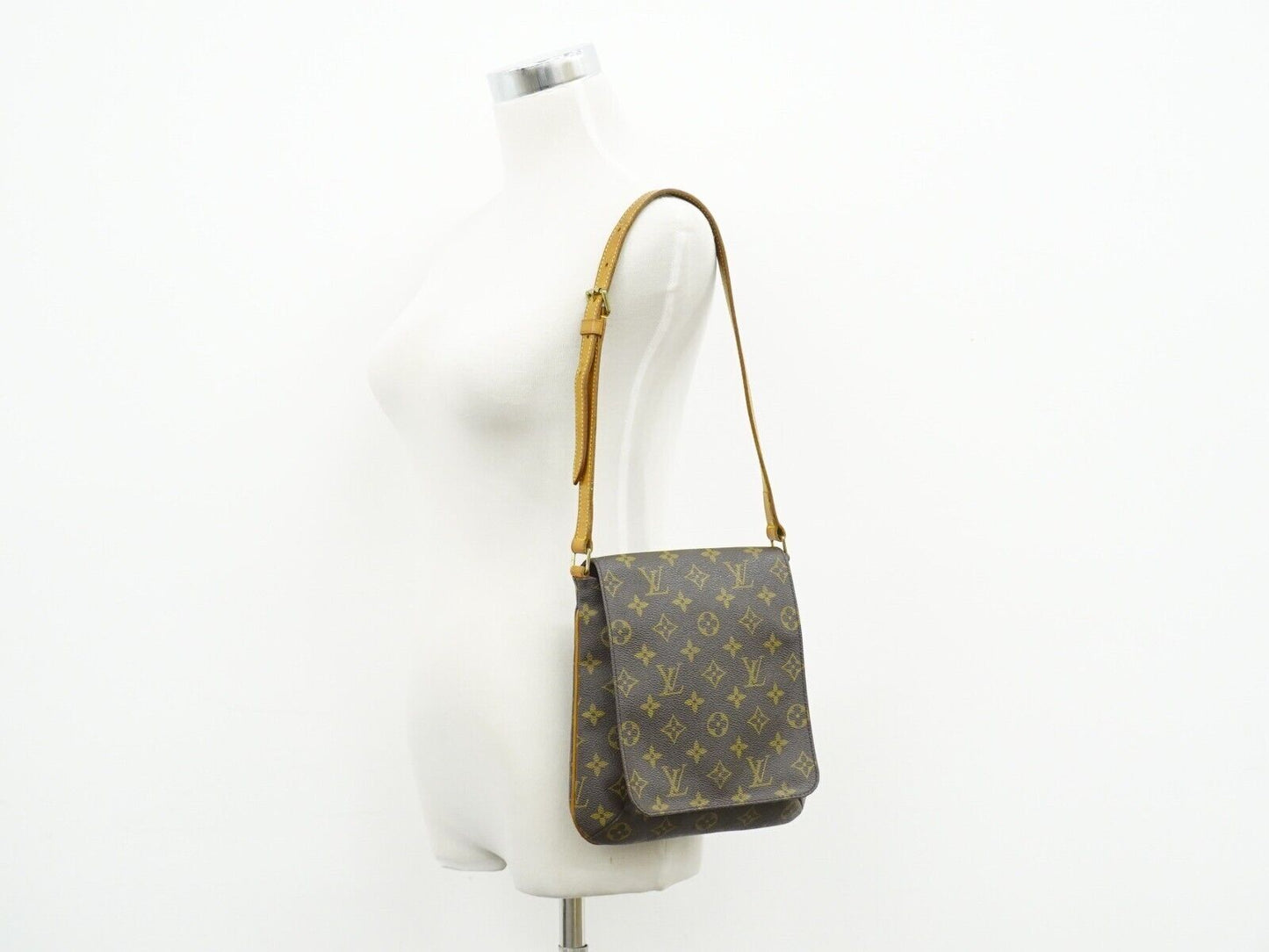 Louis Vuitton Musette Handbag