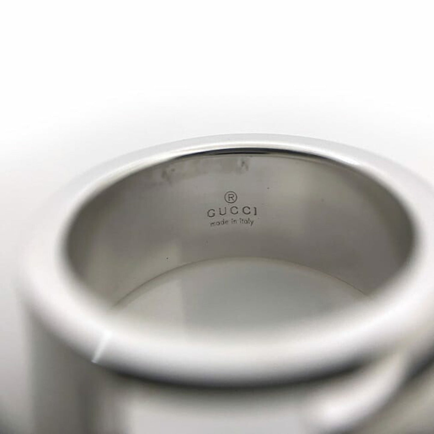 Gucci Logo G Ring