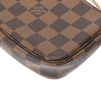 Louis Vuitton Mini Pochette Accessoires Clutch