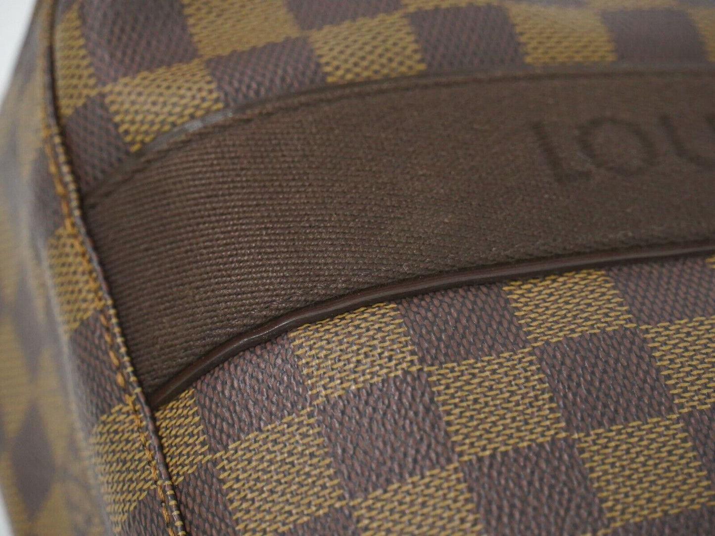 Louis Vuitton Beaubourg Tote Bag