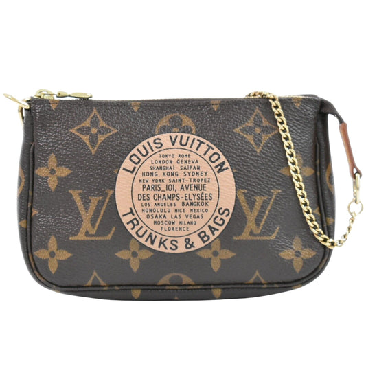 Louis Vuitton Mini Pochette Accessoires Clutch