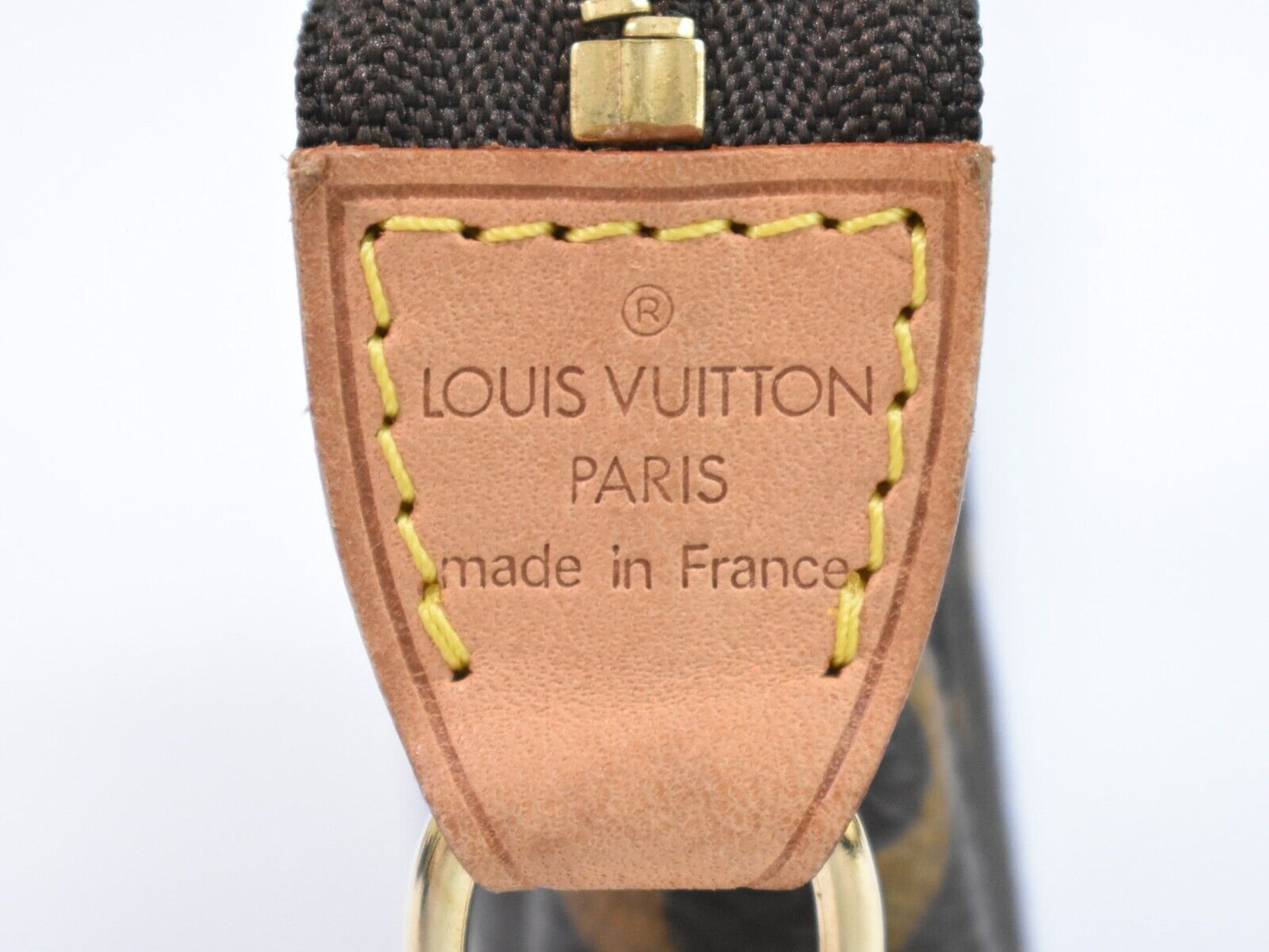 Louis Vuitton Mini Pochette Accessoires Clutch