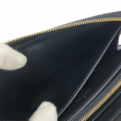 Louis Vuitton Zippy Wallet