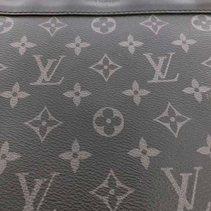 Louis Vuitton Discovery Clutch