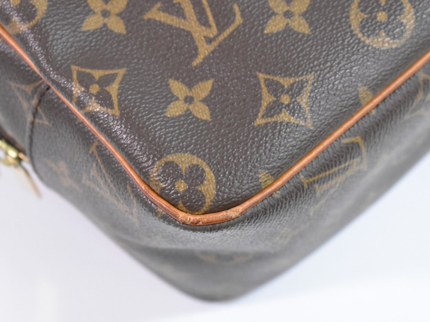 Louis Vuitton Cite Shoulder Bag