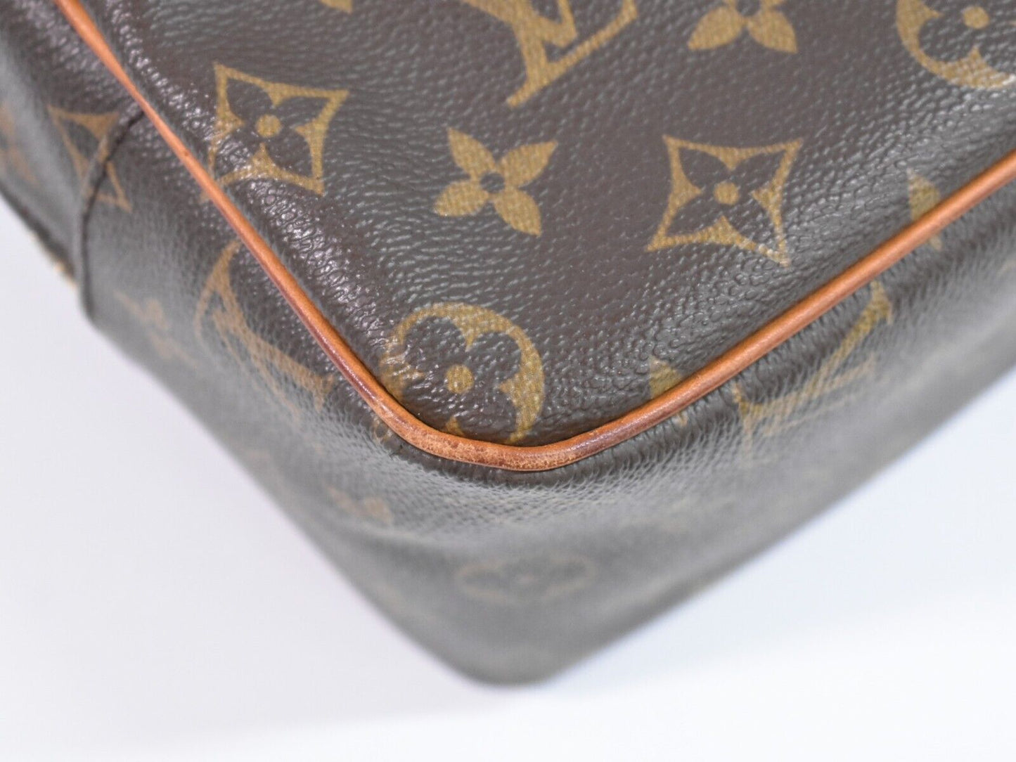 Louis Vuitton Cite Shoulder Bag