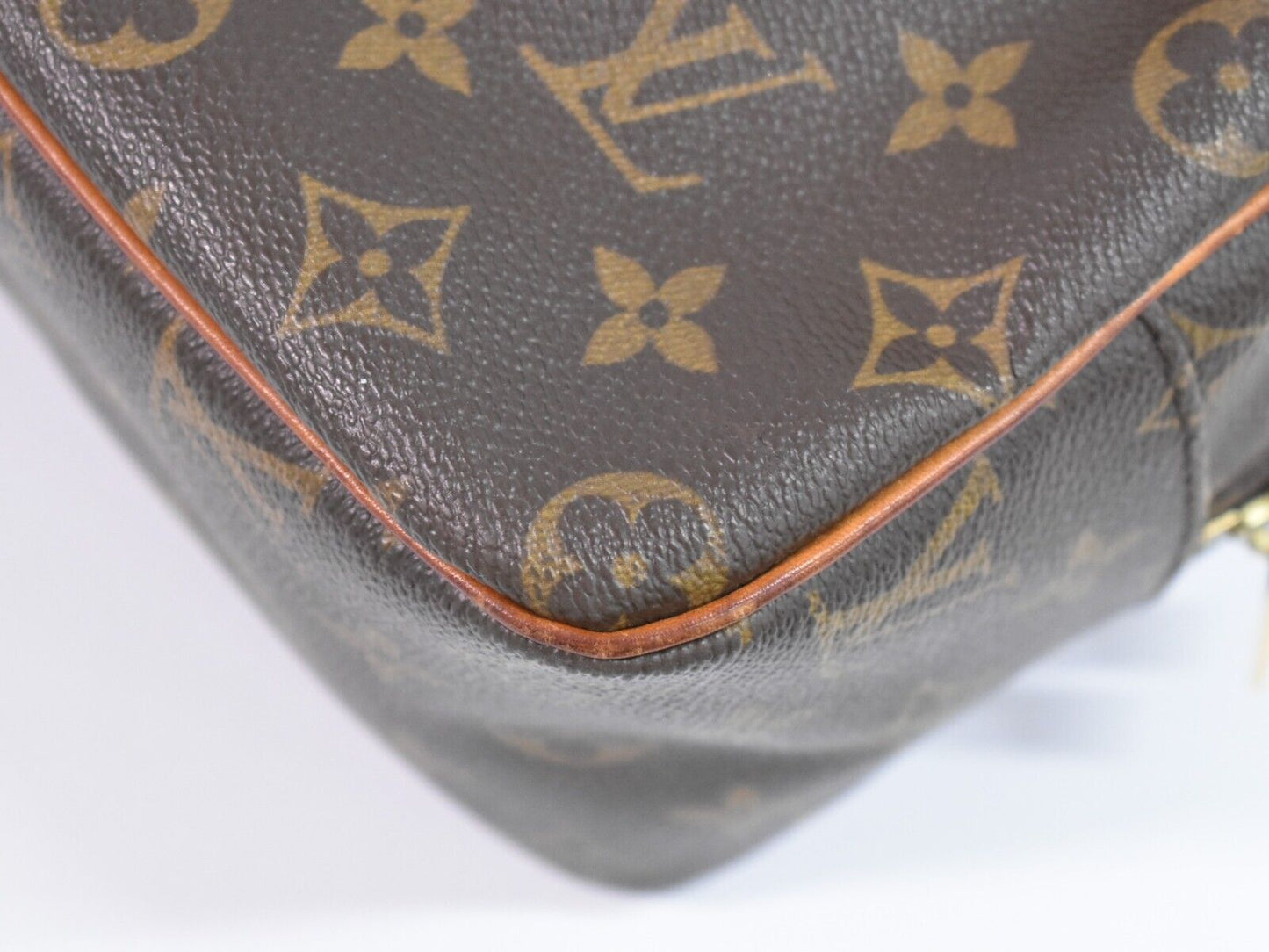 Louis Vuitton Cite Shoulder Bag