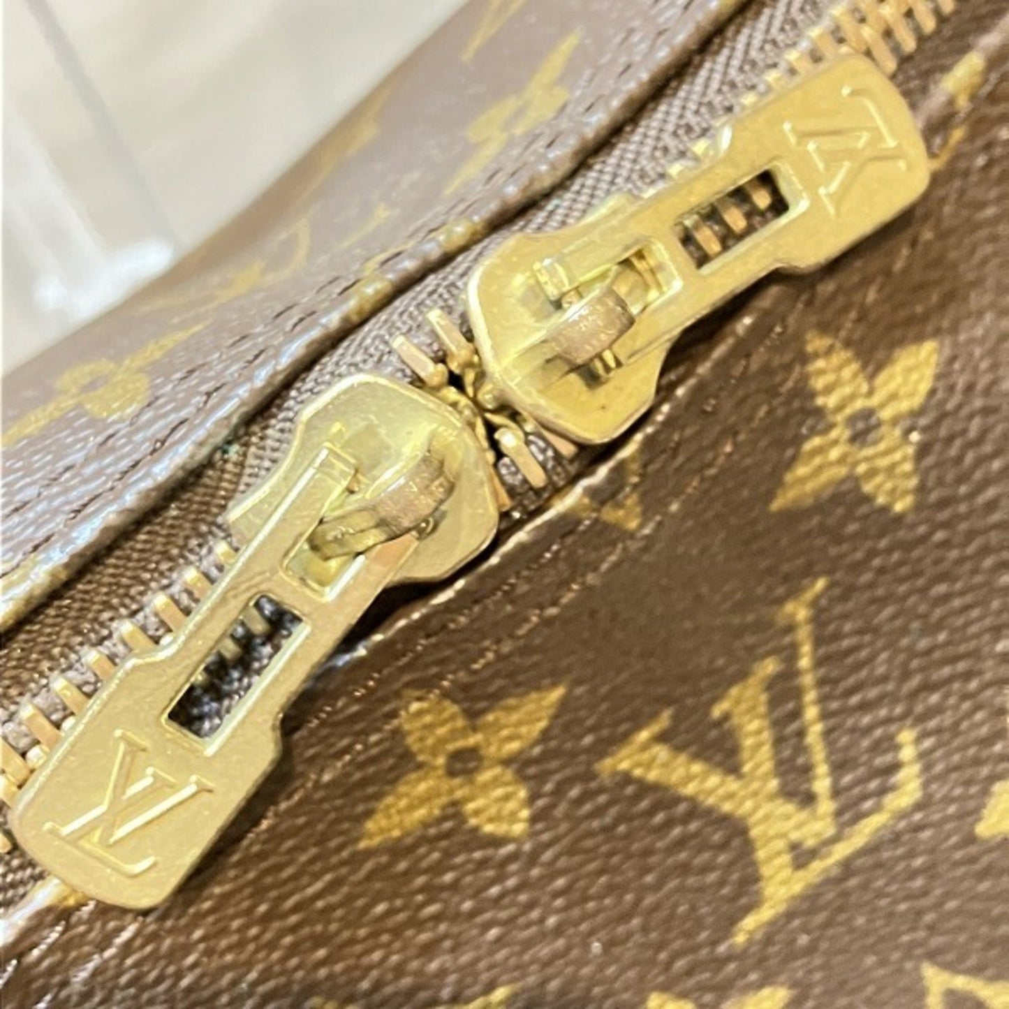 Louis Vuitton Keepall 60 Travel Bag