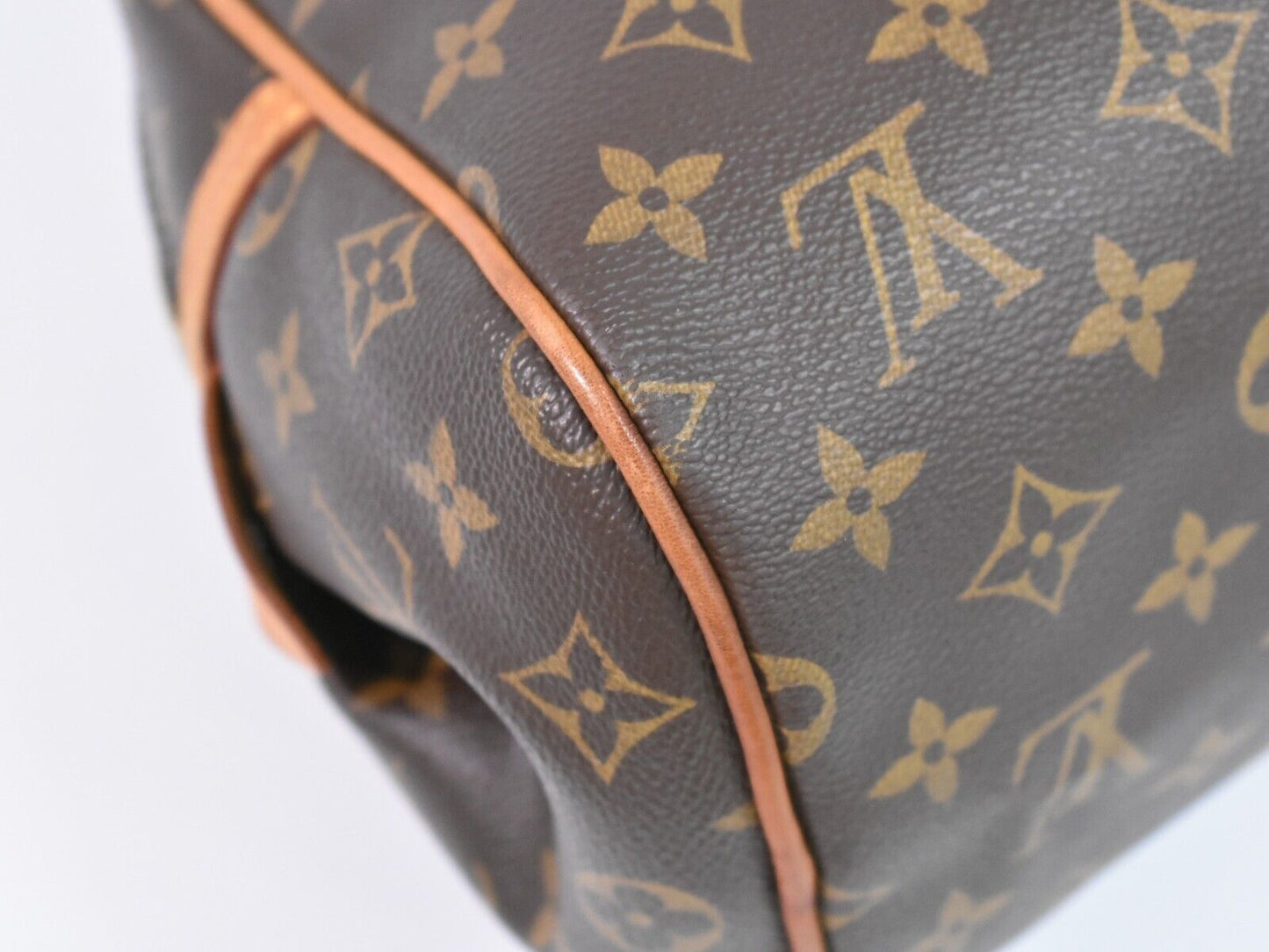 Louis Vuitton Montorgueil Shoulder Bag