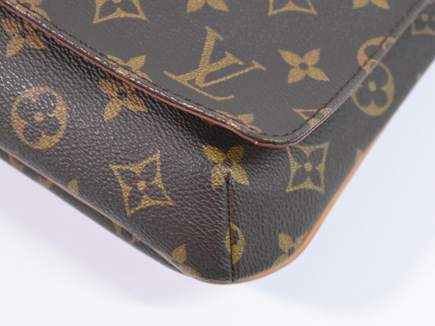 Louis Vuitton Musette Tango Shoulder Bag