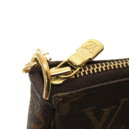 Louis Vuitton Pochette Accessoire Clutch