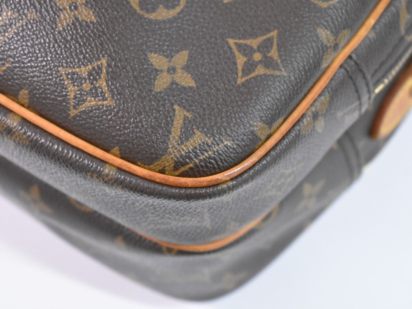 Louis Vuitton Reporter Shoulder Bag