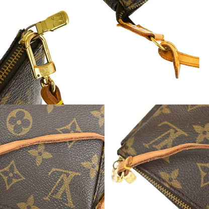 Louis Vuitton Pochette accessoires Clutch