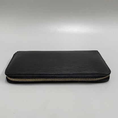 Louis Vuitton Zippy organizer Wallet