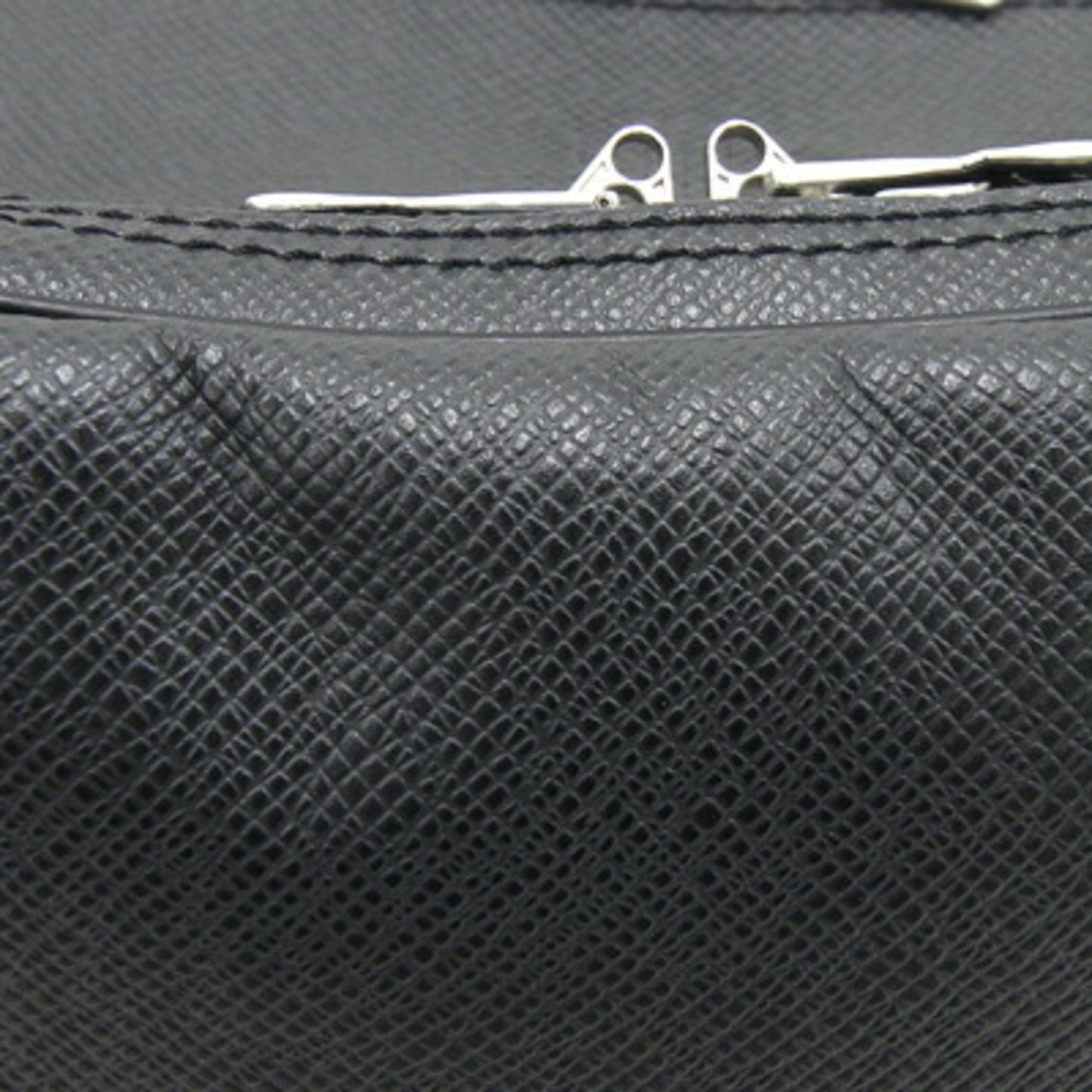 Louis Vuitton Reporter pm Shoulder Bag