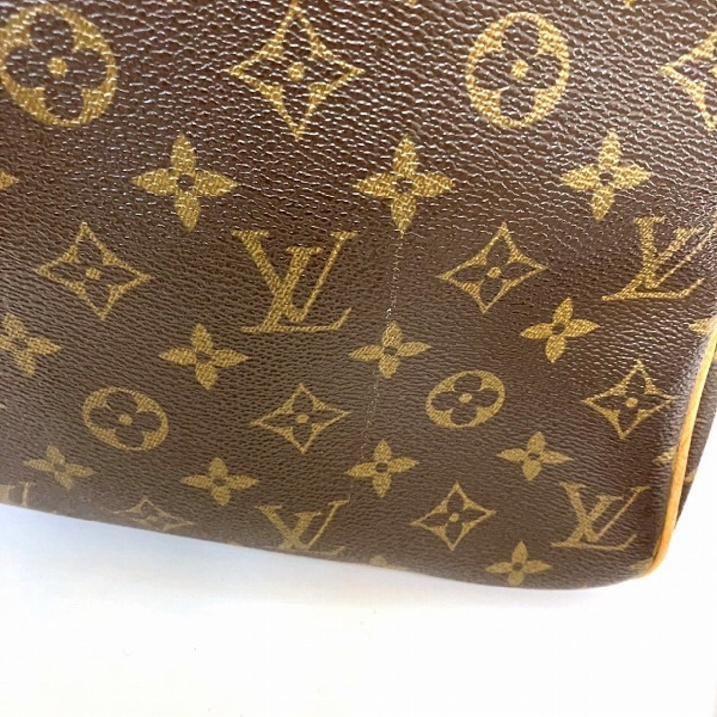 Louis Vuitton Reporter Shoulder Bag