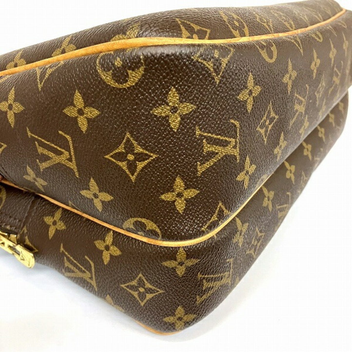 Louis Vuitton Reporter Shoulder Bag