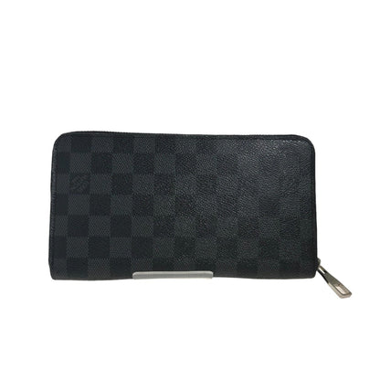 Louis Vuitton Zippy organizer Wallet