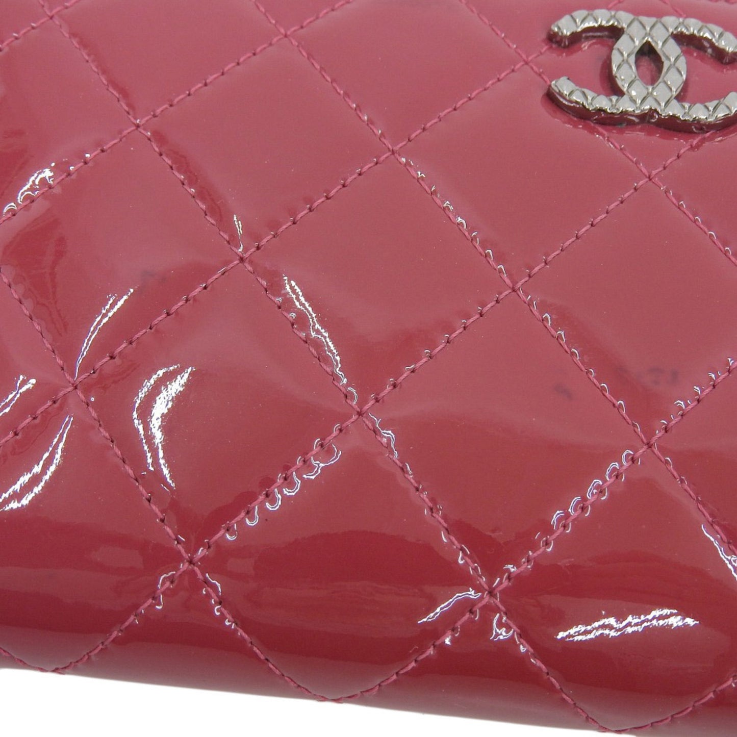 Chanel Zip around wallet Wallet