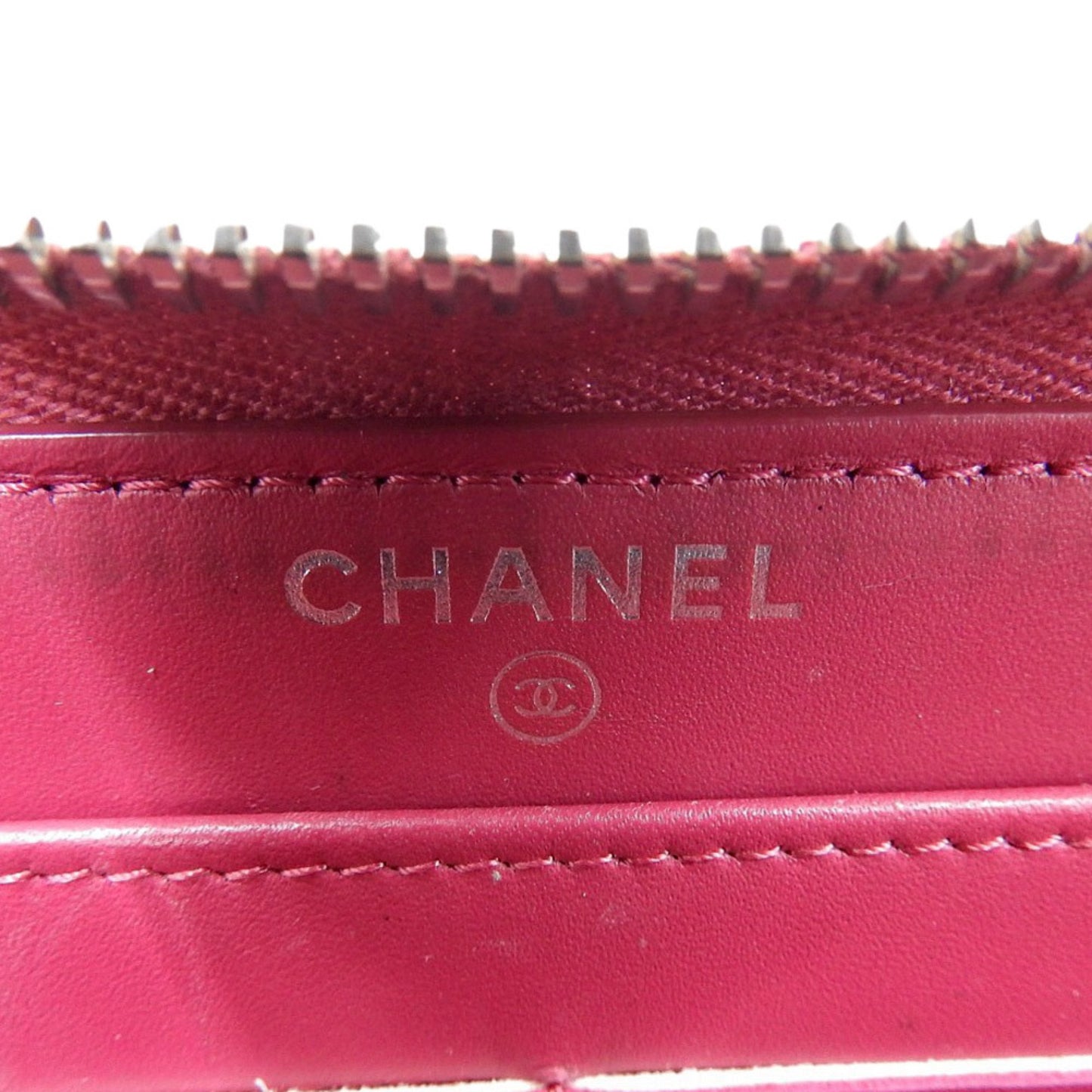 Chanel Zip around wallet Wallet