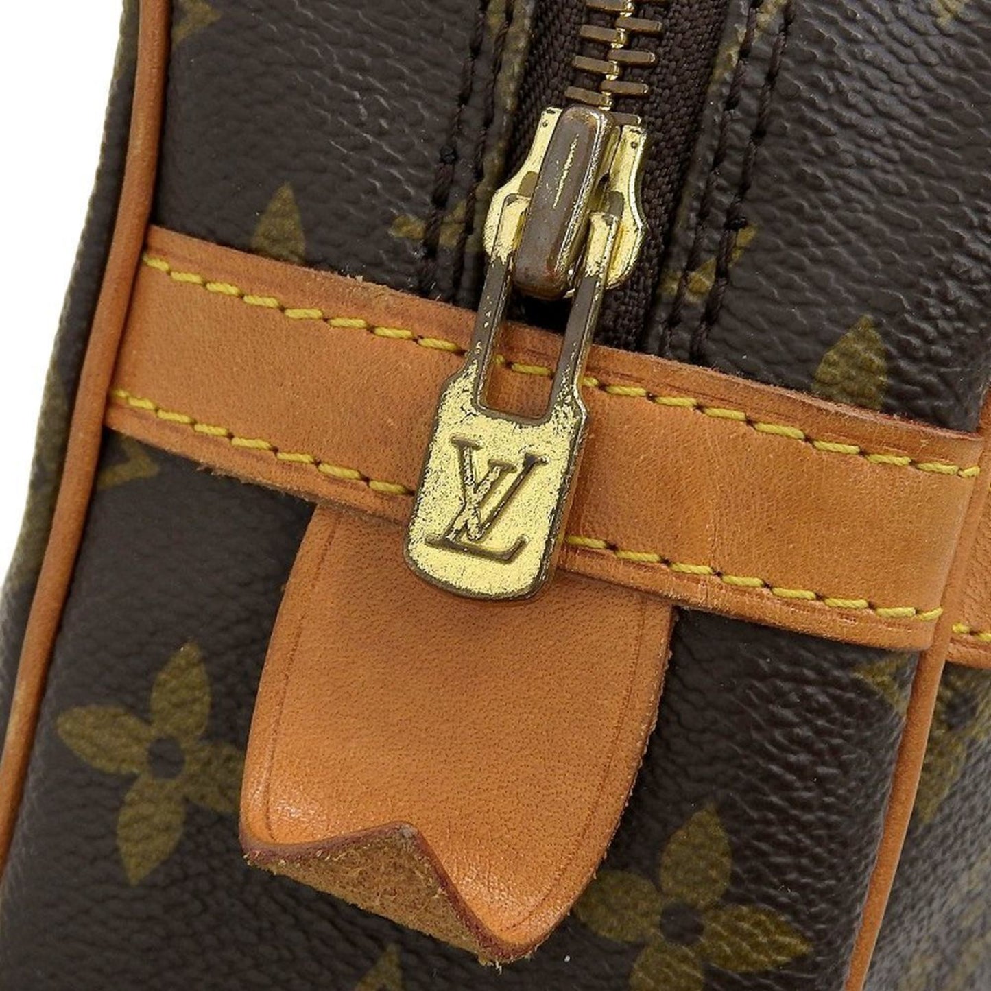 Louis Vuitton Compiegne 28 Clutch