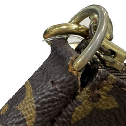 Louis Vuitton Pochette accessoires Clutch