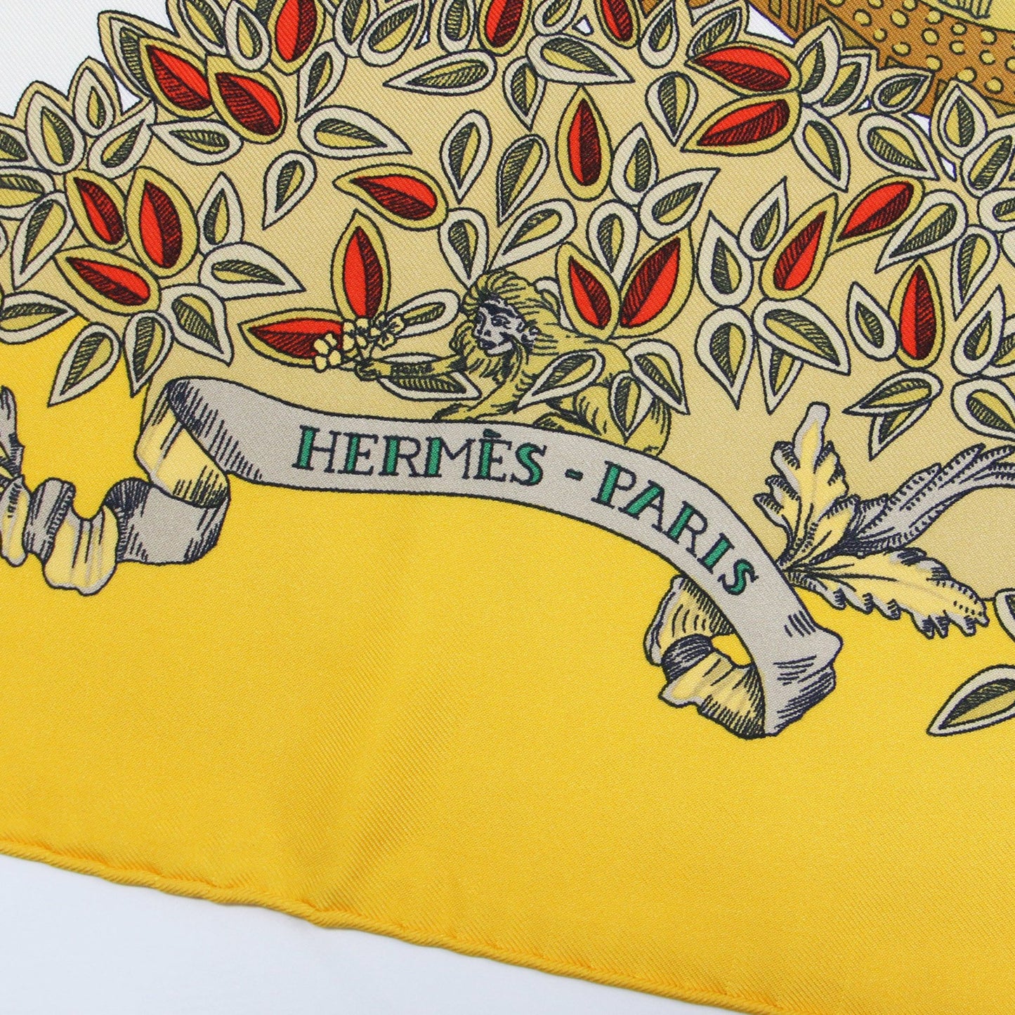 Hermès Carré 90 Scarf