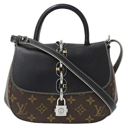 Louis Vuitton Chain It Handbag