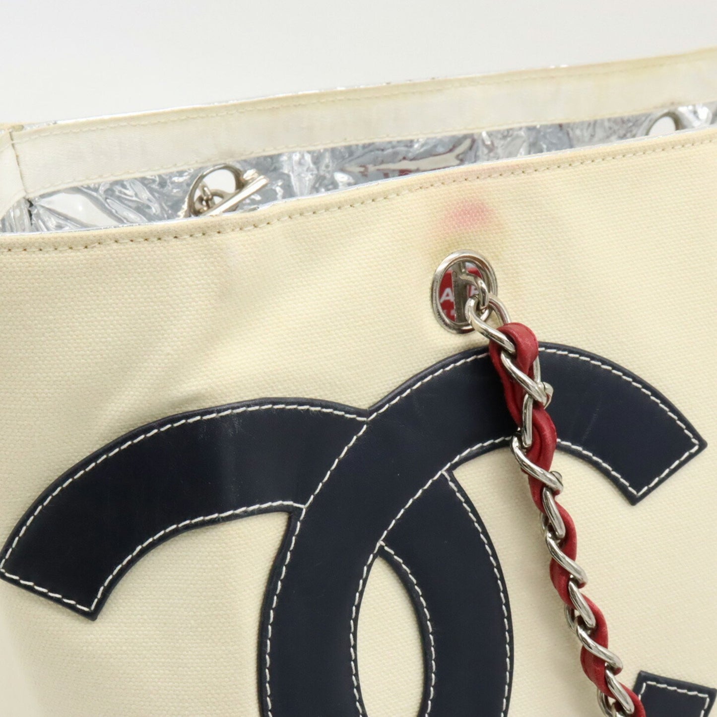 Chanel Chocolate bar Shoulder Bag