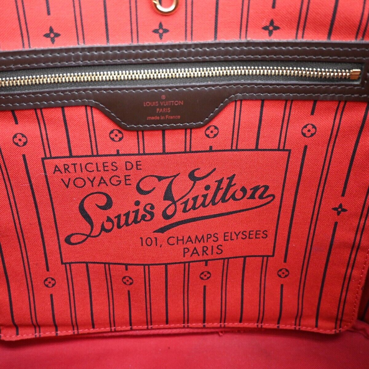 Louis Vuitton Neverfull MM Tote Bag