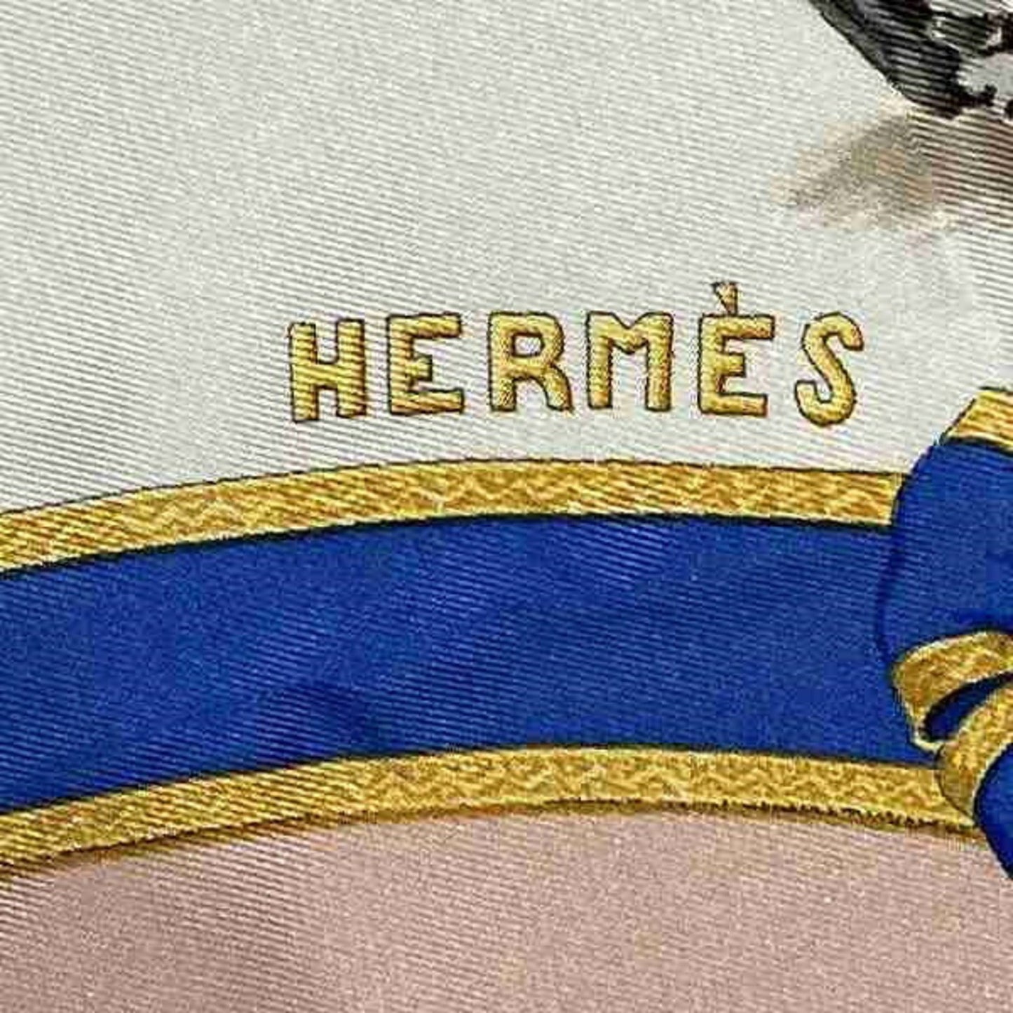 Hermès Carré 90 Scarf