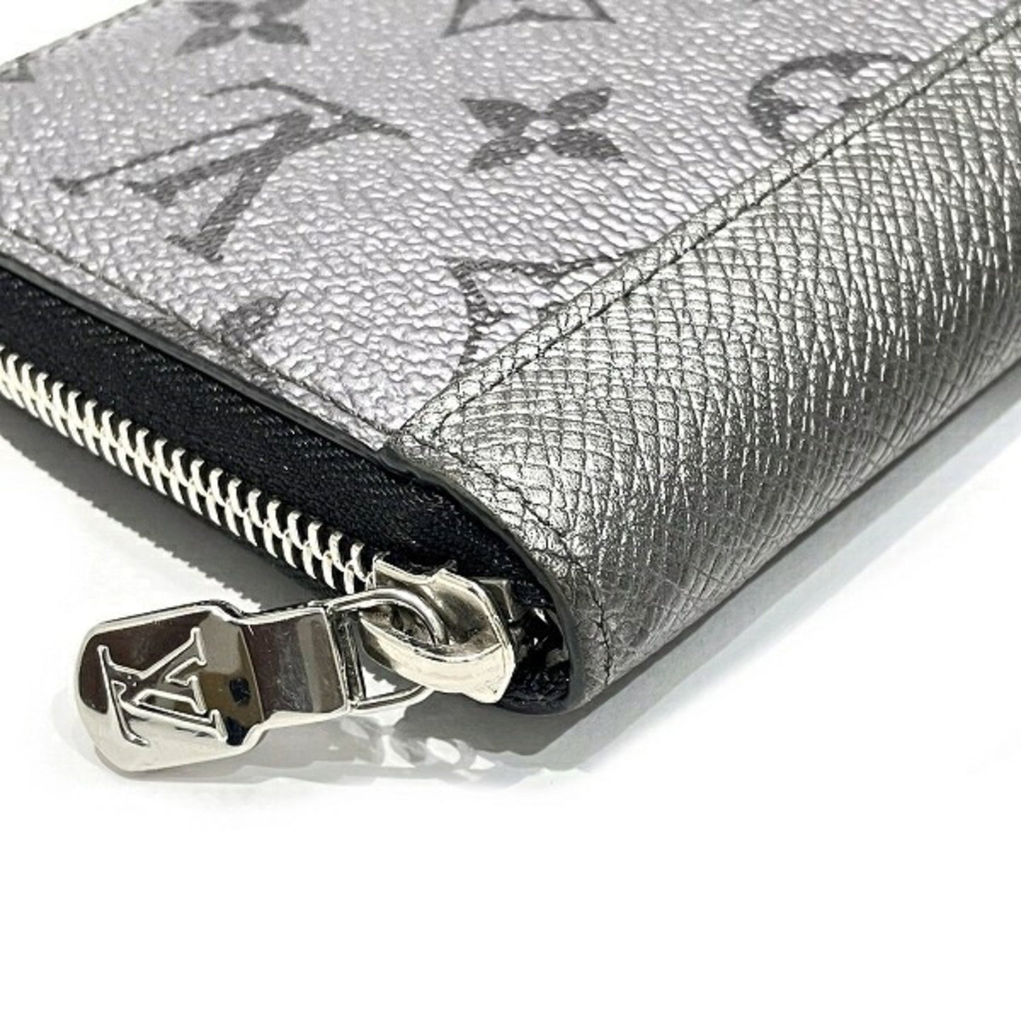 Louis Vuitton Zippy Wallet Vertical Wallet