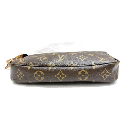 Louis Vuitton Pochette accessoires Clutch