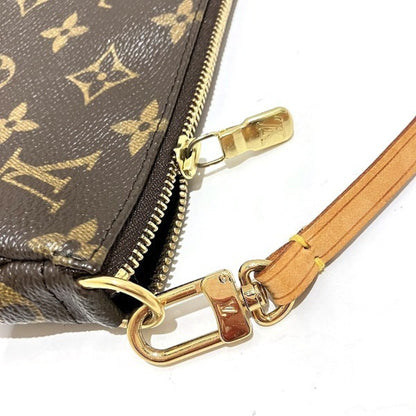 Louis Vuitton Pochette accessoires Clutch