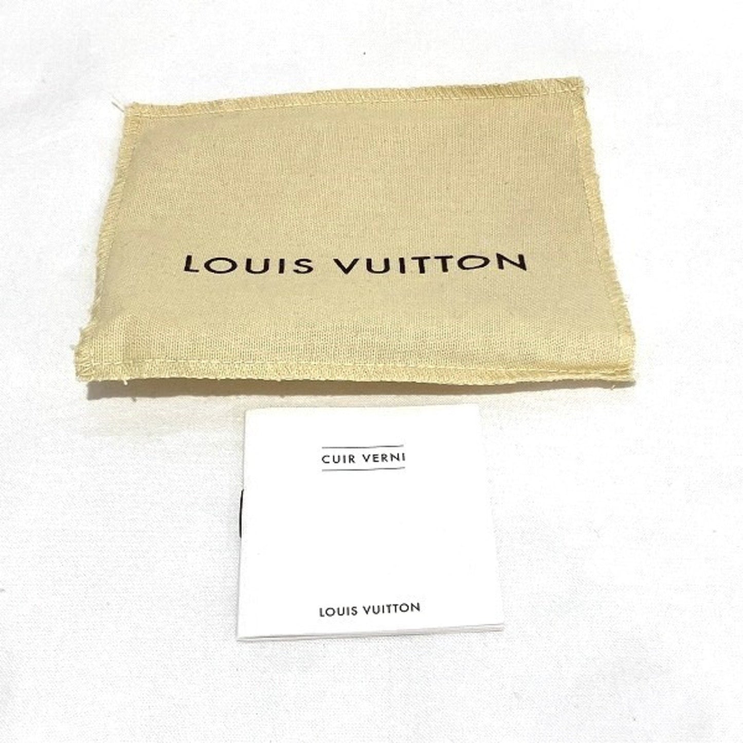 Louis Vuitton Elise Wallet