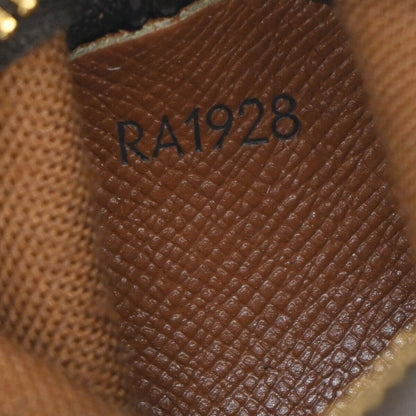 Louis Vuitton Etui à balles de golf Handbag