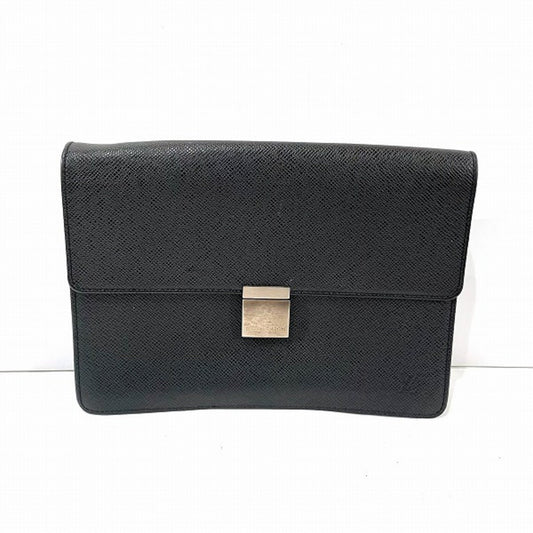 Louis Vuitton Selenga Clutch