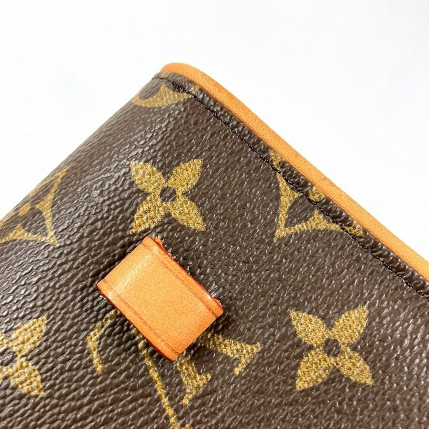 Louis Vuitton Florentine Clutch