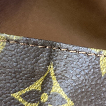 Louis Vuitton Pochette Dame Clutch