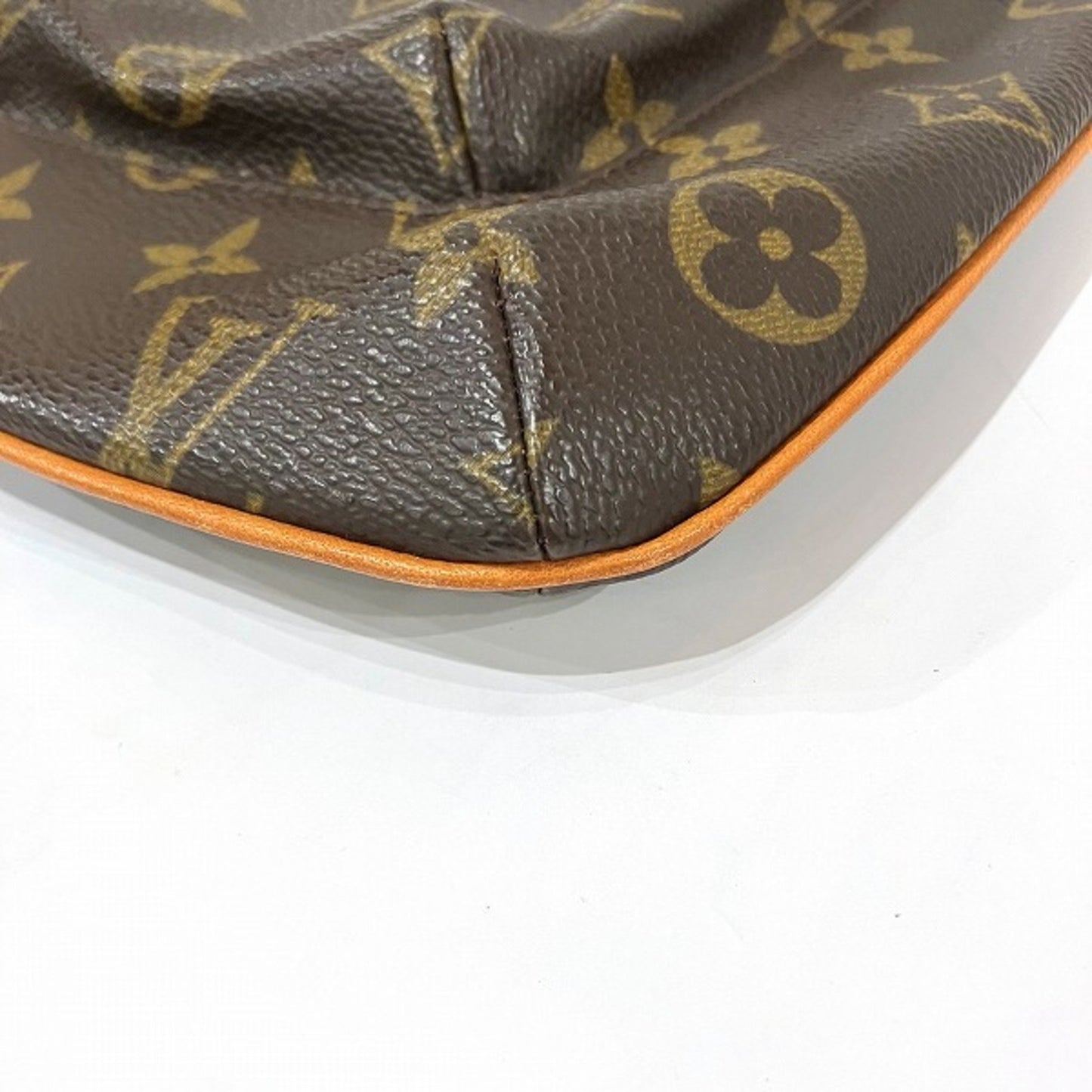 Louis Vuitton Partition Clutch