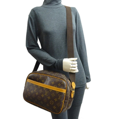 Louis Vuitton Reporter pm Shoulder Bag