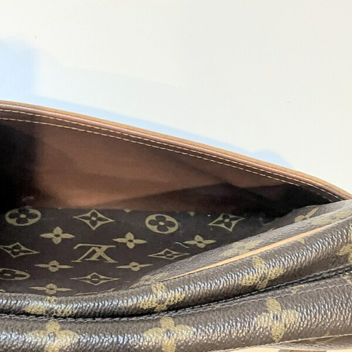 Louis Vuitton Trocadéro Shoulder Bag