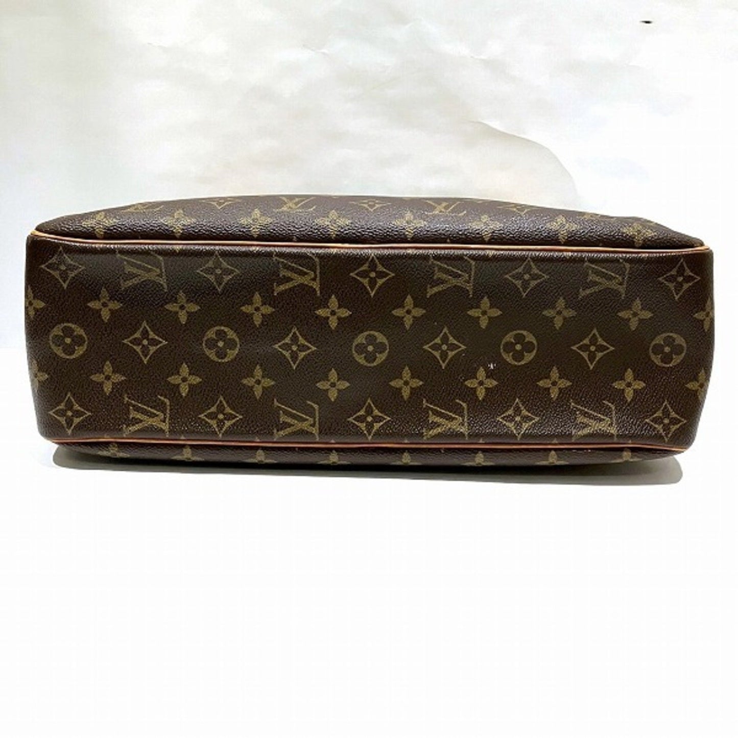 Louis Vuitton Cite Shoulder Bag