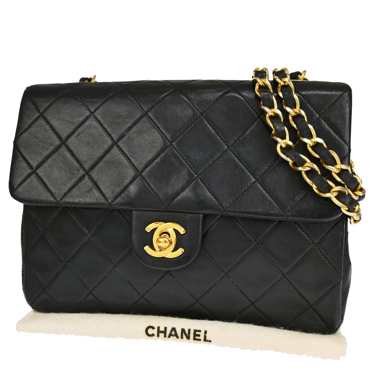 Chanel Mini matelassé Shoulder Bag