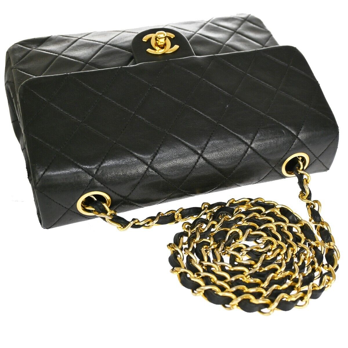 Chanel Mini matelassé Shoulder Bag