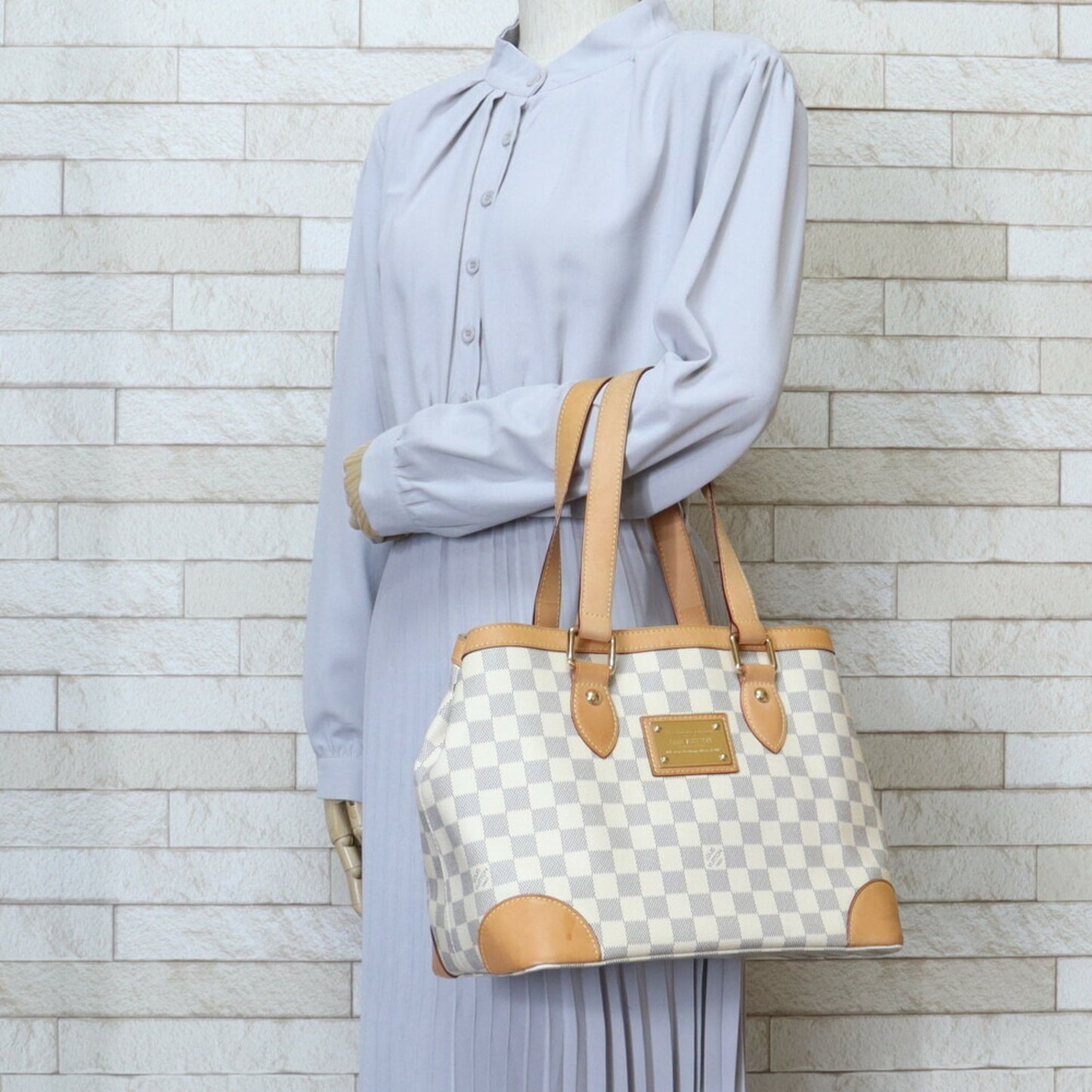 Louis Vuitton Hampstead Tote Bag