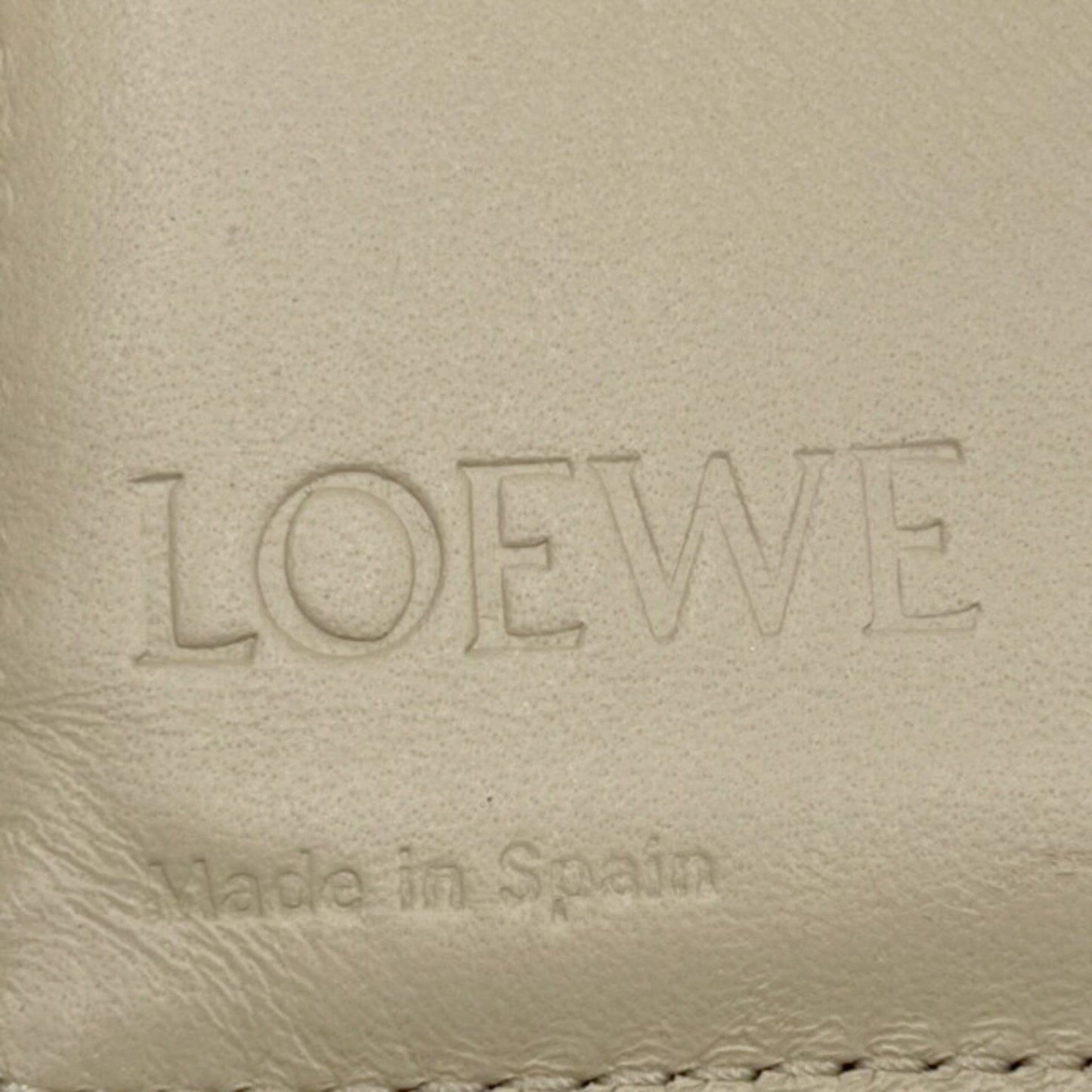 Loewe Wallet