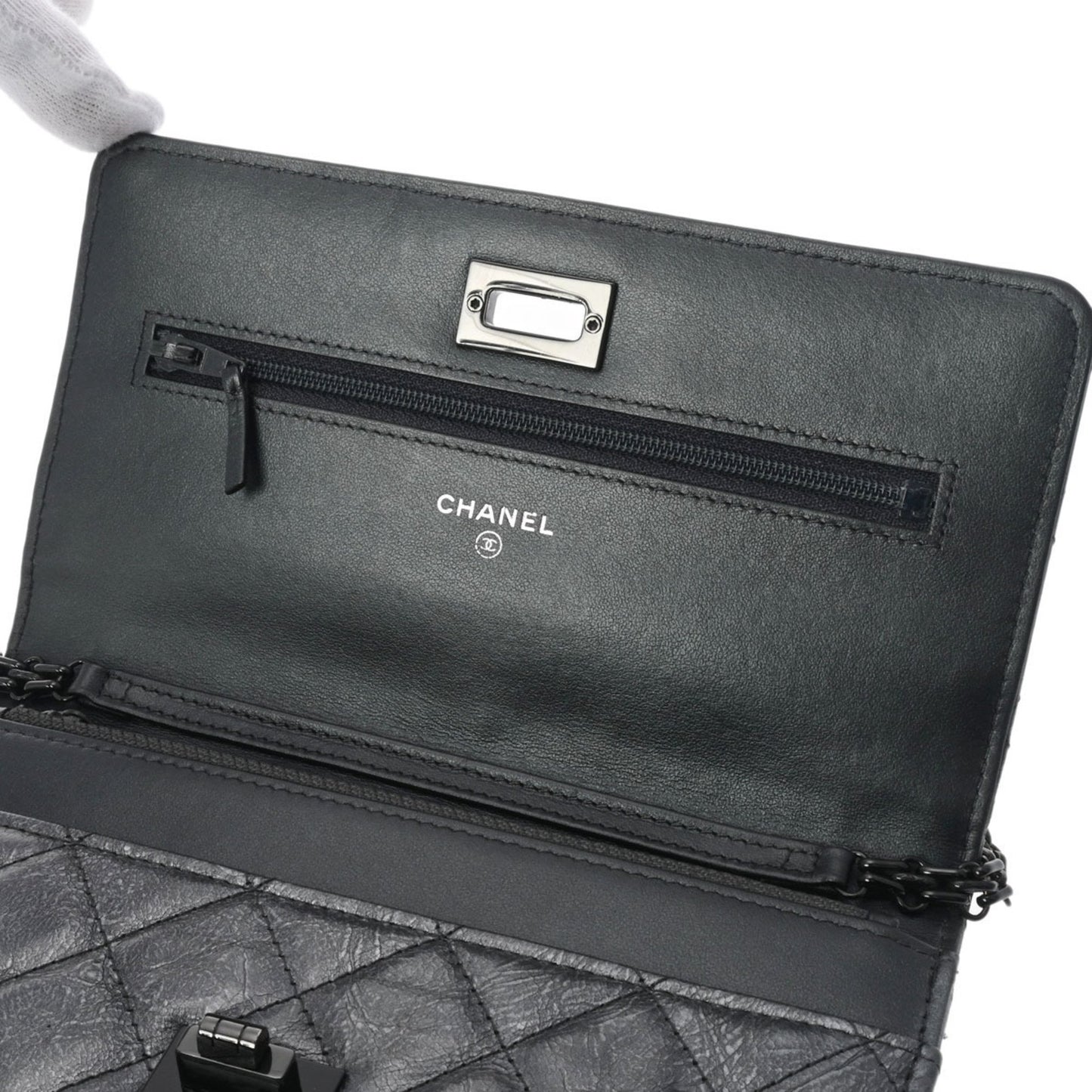 Chanel wallet